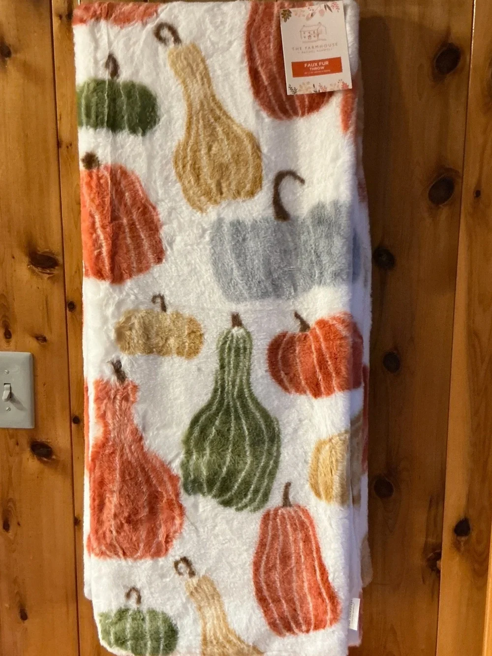 The Farmhouse by Rachel Ashwell Block Print Pumpkins Printed Koda Faux-Fur Throw